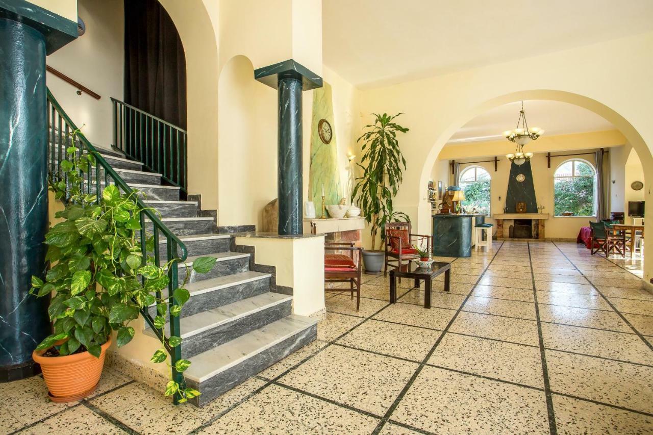 Alinda Hotel エクステリア 写真